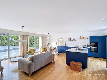 'le magazine' - vente en exclusivite  francheville le haut 