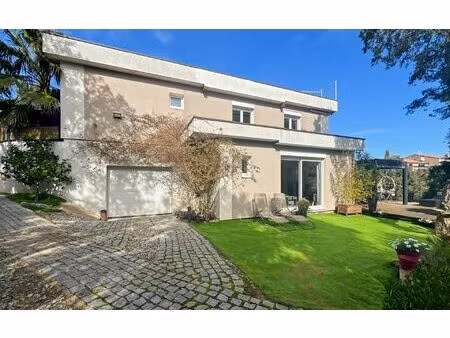 maison fréjus 190 m² t-7 à vendre  1 175 000 €