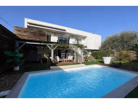 maison d'exception à vendre à mérignac - bourran  8 pièces  piscine et grand terrain
