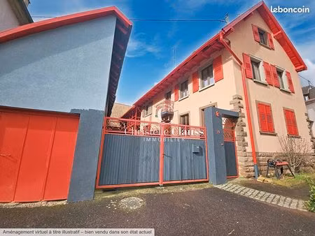 maison 8 pièces 157 m²