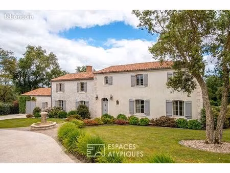 propriété 10 pièces 402 m²