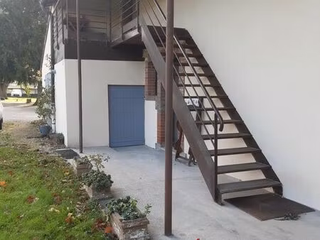 appartement f2 meublé 1er étage 50m2