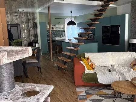 location à l année