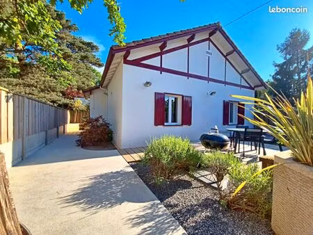 a louer à l'année maison t3 meublée