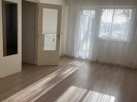 appartement t2 de 52 m2 avec garage