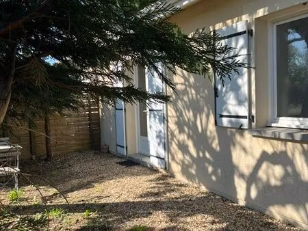 t2 meublé parking jardinet libourne