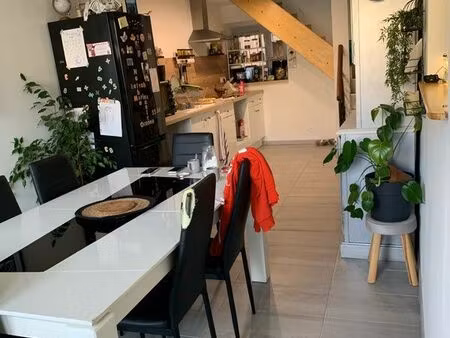 à louer maison de village