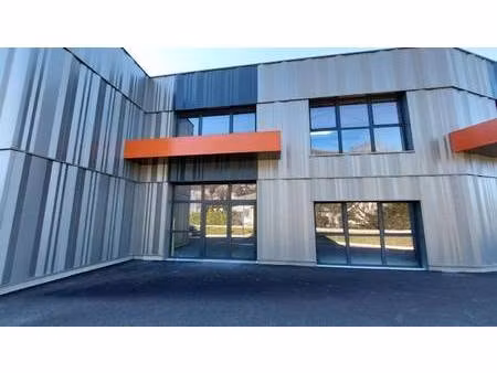 local d'activités à louer