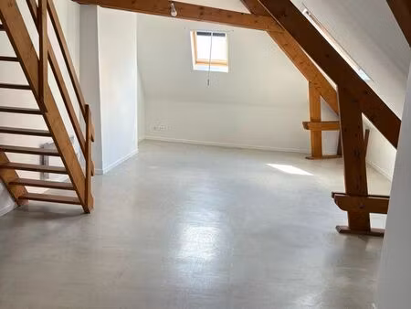 loft type 2 centre ville fère en tardenois