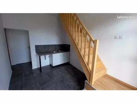 location t1 / studio (45m2) seboncourt
