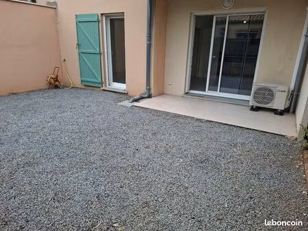 t2 avec jardin et parking