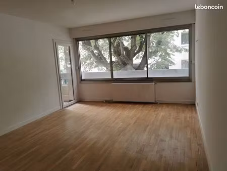 vends f4 quartier montplaisir