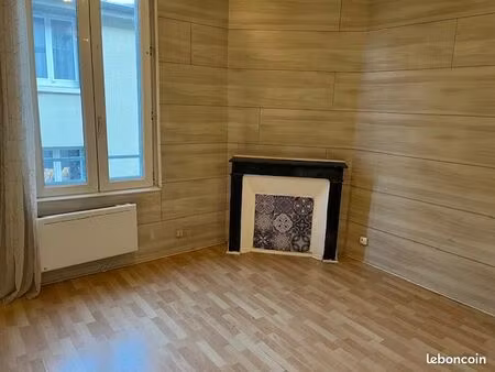 sens  centre ville gare  studio