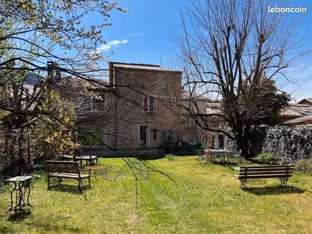 maison de village 170m² + jardin