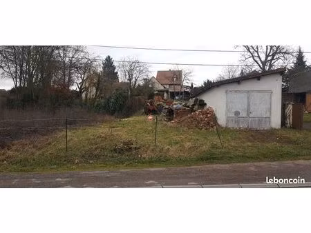 cusset - garage 29 7m2 sur terrain constructible de 463 m2