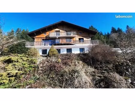 chalet 8 pièces 200 m²