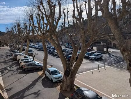 t3 de 70 m2 à barjols