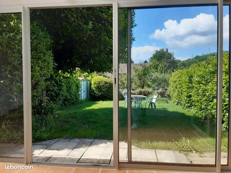 rare : maison plain-pied avec jardin et véranda - proche centre de montluel