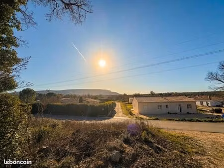 terrain 1 500 m² saint maximin la sainte baume