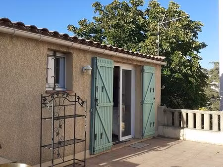 studio quartier fac avec terrasse et parking