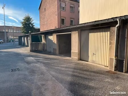 à vendre – garage box fermé à belfort  face à la gare