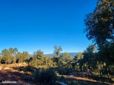terrain 2 200 m² le thoronet