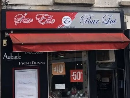 emplacement n°1 à meximieux – local commercial rénové 42 m² – opportunité rare