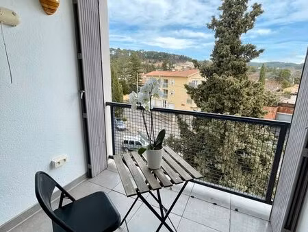 joli t3 (56 70m2) meuble  proche lycée cézanne - exclusivité