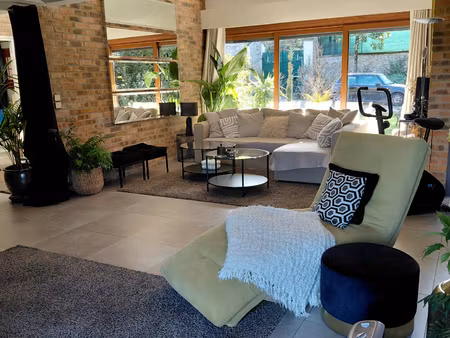 magnifique maison d'architecte au coeur d'evry village et ma