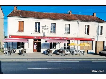 montluçon immeuble tous commerce sur 1000m2 de terrain