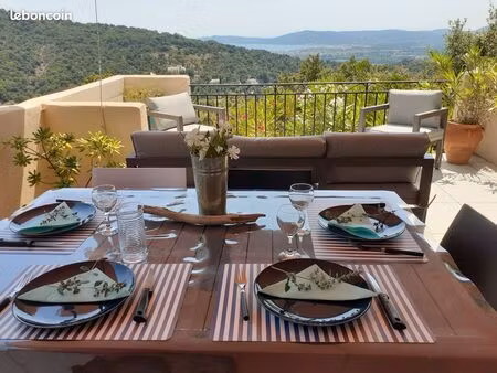 trés belle vue panoramique sur le golfe de saint tropez