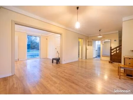 maison 7 pièces 163 m²