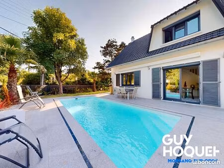 maison 6 pièces 130 m²