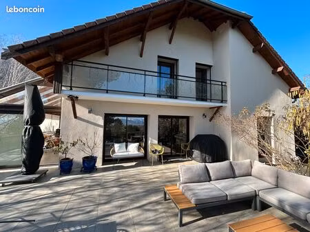 maison 180 m² avec appartement indépendant – vue mont-blanc – crozet (villeneuve)