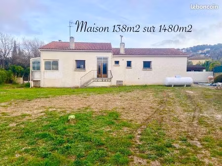 maison 5 pièces 138 m²