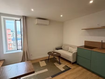 location au mois / appartement moderne centre ville ajacci