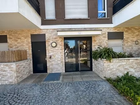 apparment athis month