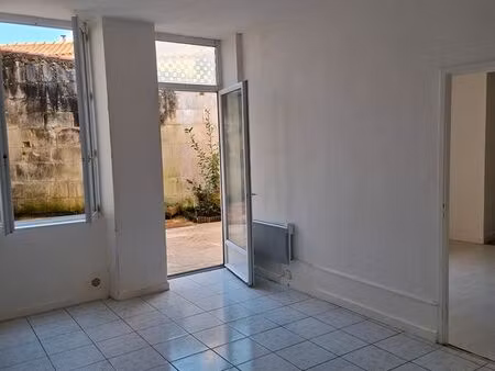 appt rdch. t4 70m2 pte cour