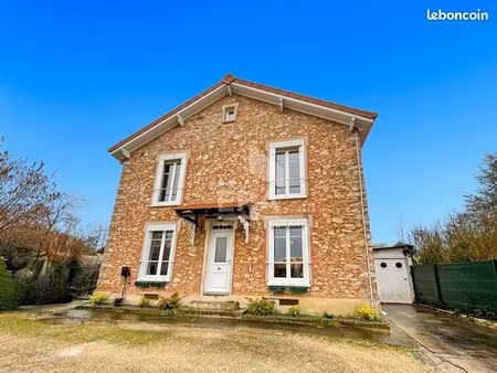 maison 4 pièces 100 m²