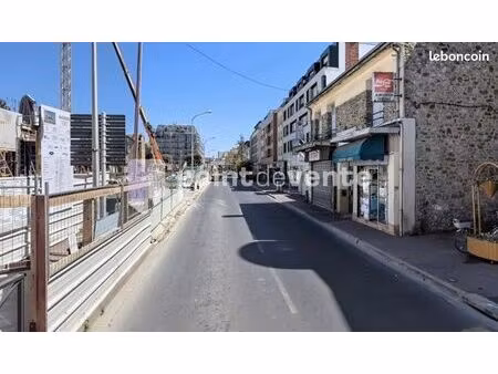 local commercial 103 m²