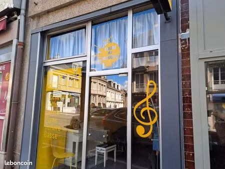 local divers 27 m² vire