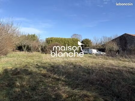 terrain 780 m² saint-mard
