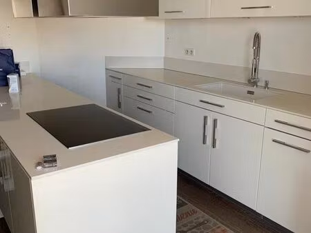 duplex vue mer centre bastia avec garage