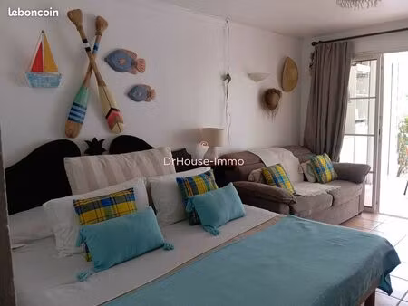 studio 1 pièce 22 m²