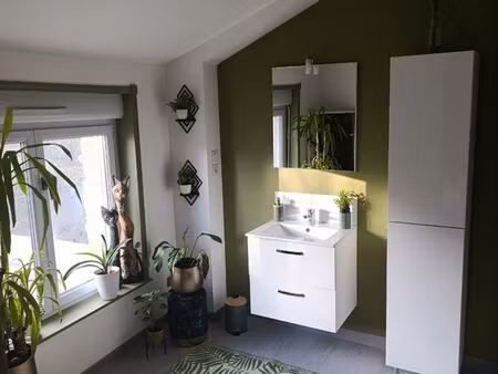 maison mitoyenne rénovée 130m2 garage cave terrain sans agence