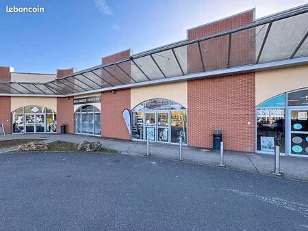 local commercial 100 m² leuville sur orge