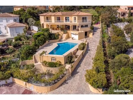 a vendre 2 bien vue mer à 180° indissociable - villa + 1 terrain constructible