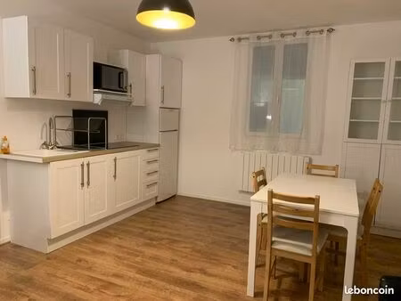 2 pièces 34m2 meublé à aubervilliers – 930 cc