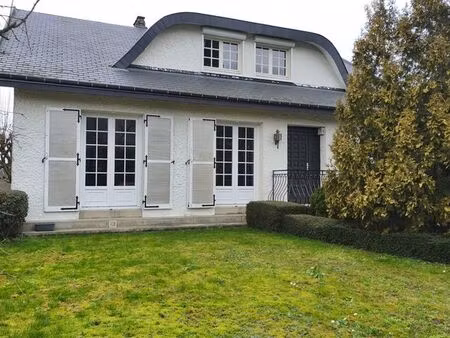 maison 7 pièces 177 m²