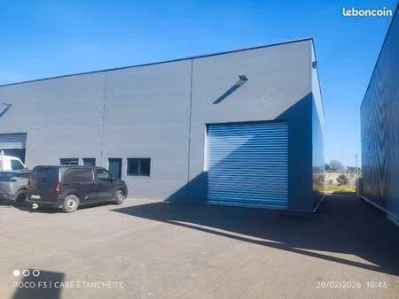 hangar 200m2